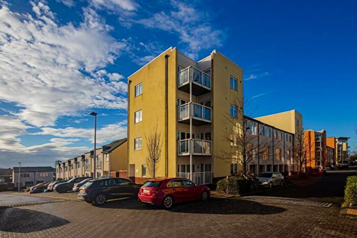 2 Bedroom Apartment To Rent In Trem Elai, Penarth, CF64