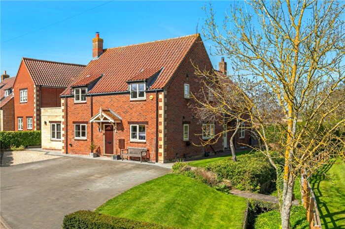 4 Bedroom Detached House For Sale In Hall Farm Rise, Cawthorpe, Bourne, Lincolnshire, PE10
