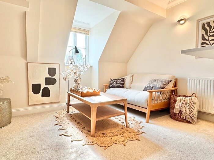 1 Bedroom Apartment For Sale In Flat, Keswick Court, Keswick Road, Bournemouth, BH5