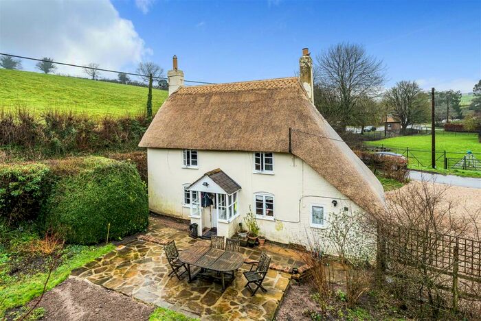 2 Bedroom Detached House For Sale In Cheselbourne, Dorchester, DT2
