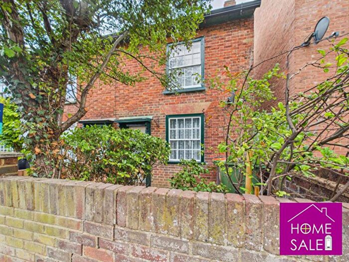 1 Bedroom End Of Terrace House For Sale In Hockliffe, Bedfordshire, LU7