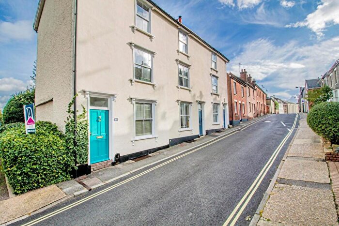 3 Bedroom End Of Terrace House For Sale In Garland Street, Bury St. Edmunds, IP33