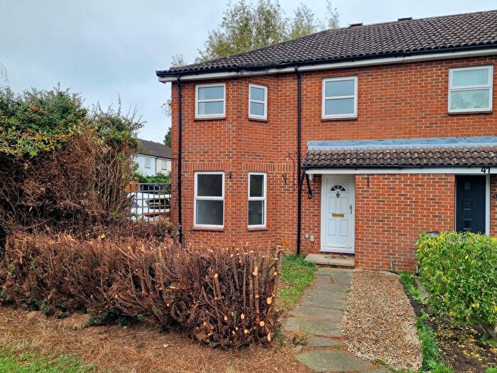 3 Bedroom End Of Terrace House To Rent In Woodhall Court, Welwyn Garden City, AL7