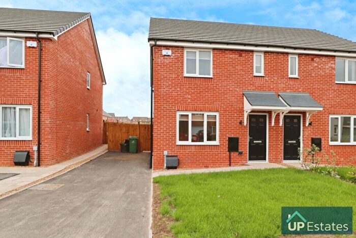 3 Bedroom Semi-Detached House To Rent In Audeley Way, Coventry, CV6