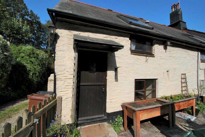 2 Bedroom Barn Conversion To Rent In Derby Road, Kingsbridge, TQ7