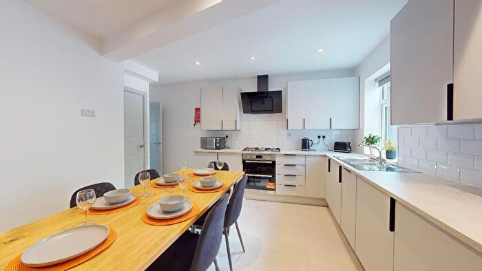 7 Bedroom Terraced House To Rent In Centenary Road, Canley, CV4