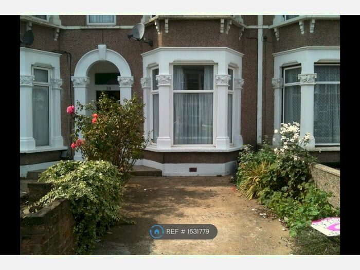 1 Bedroom Flat To Rent In Elgin Road, Ilford, IG3