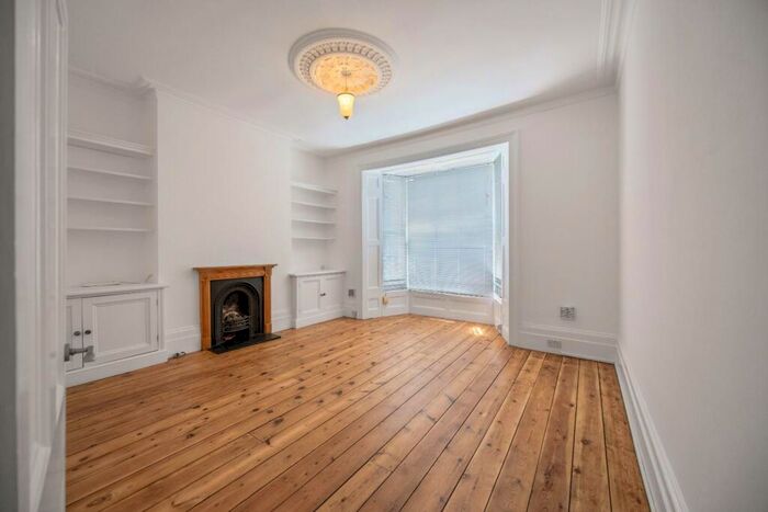 1 Bedroom Flat To Rent In King Henry's Road, Primrose Hill, NW3