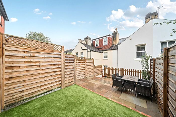 2 Bedroom Terraced House For Sale In Argyle Road, Sevenoaks, TN13