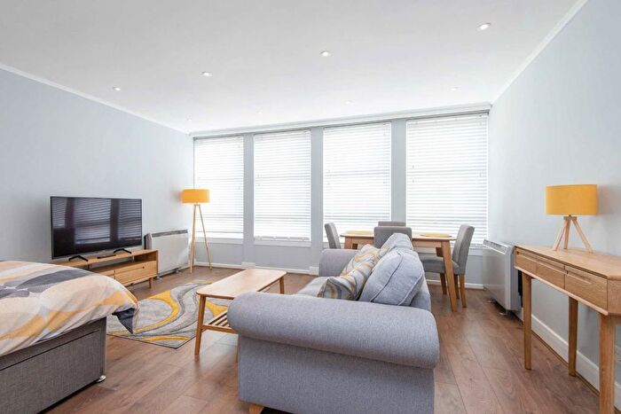 Studio To Rent In Rochester Row, Westminster, SW1P