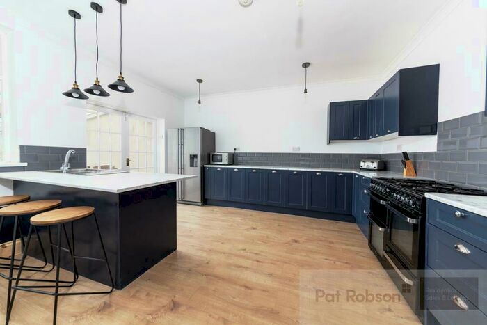 5 Bedroom House To Rent In Hotspur Street, Heaton, NE6