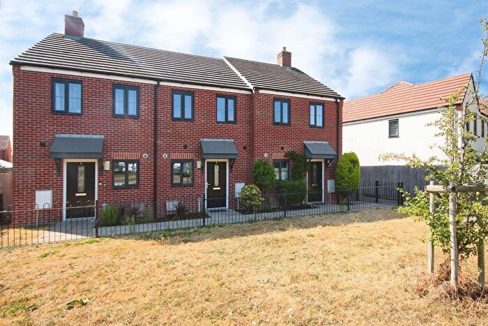 2 Bedroom Terraced House For Sale In Sydenham Drive, Leamington Spa, CV31