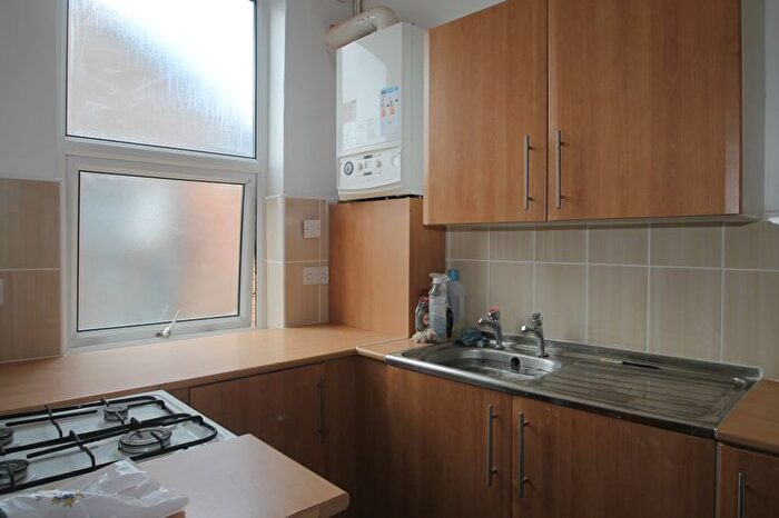 4 Bedroom Property To Rent In Radford Road, Nottingham, NG7