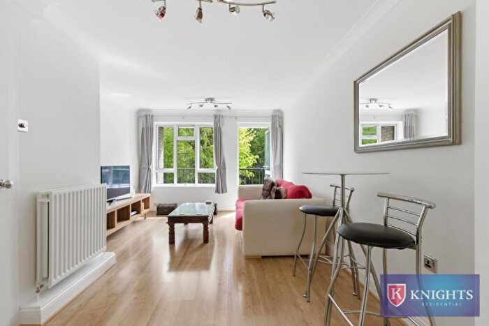 1 Bedroom Apartment For Sale In St Josephs Road, Edmonton, London, N9