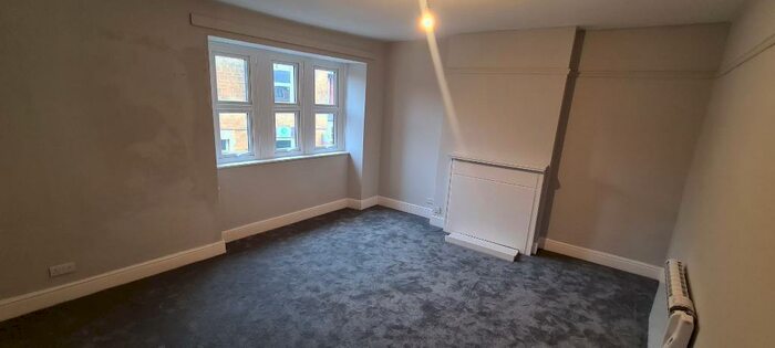 1 Bedroom Flat To Rent In High Street, Rothwell, Northants, NN14