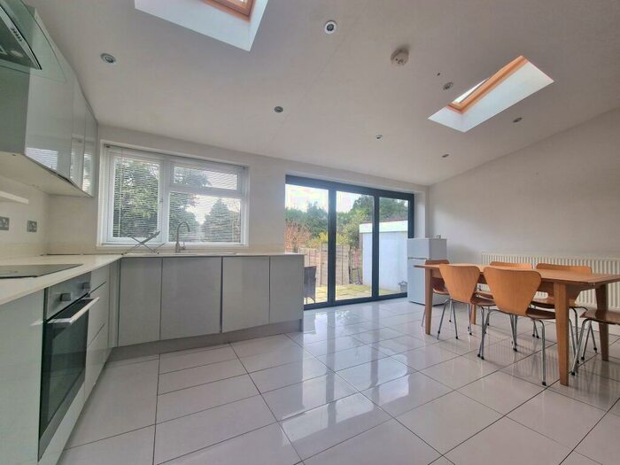 4 Bedroom House To Rent In Monmouth Road, Smethwick, B67