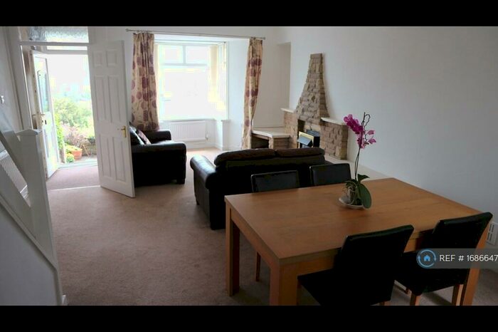 2 Bedroom Terraced House To Rent In Seaview Terrace, Swansea, SA1