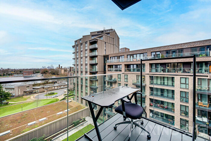 1 Bedroom Apartment For Sale In Woodberry Down, Finsbury Park, N4
