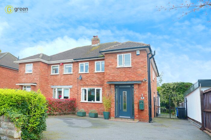 3 Bedroom Semi-Detached House For Sale In Fotherley Brook Road, Little Aston, Aldridge Border, WS9