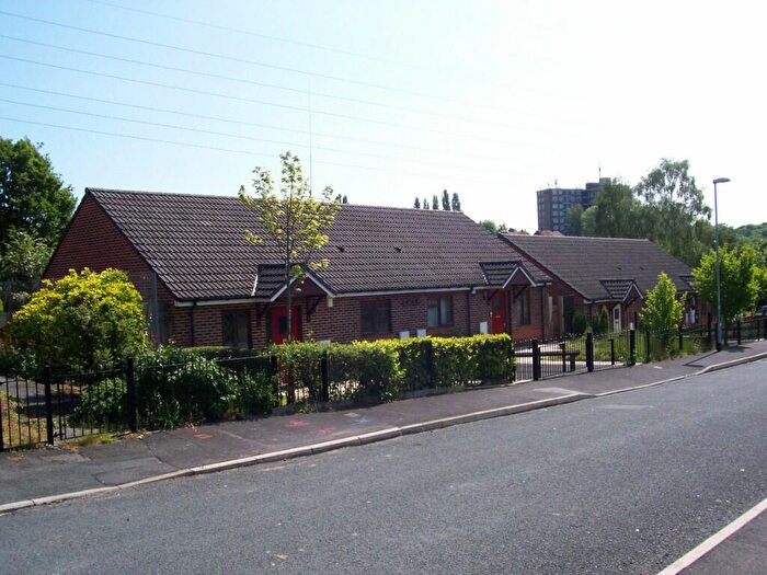 2 Bedroom Semi-Detached Bungalow To Rent In Lea Farm Walk, Leeds, West Yorkshire, LS5