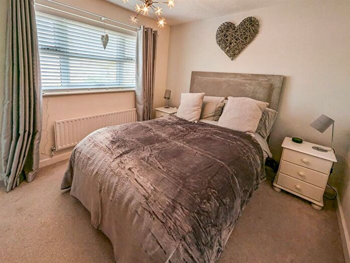 3 Bedroom Detached House For Sale In Barth Close, Great Oakley, Corby, NN18