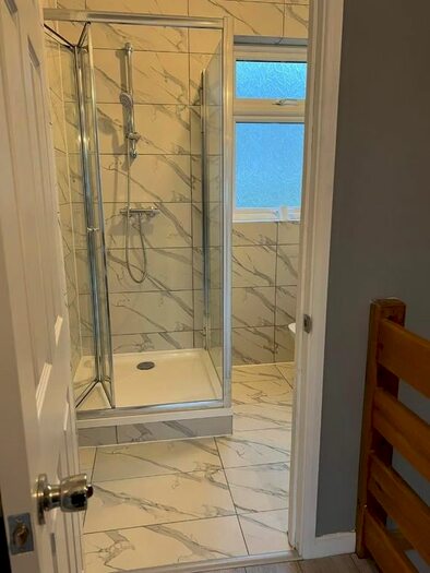 1 Bedroom Flat To Rent In Grand Drive, London, SW20