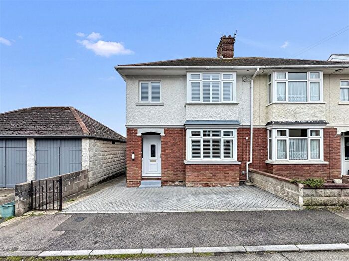 3 Bedroom Semi Detached House For Sale In Lyndale Road, Wyke Regis, DT4