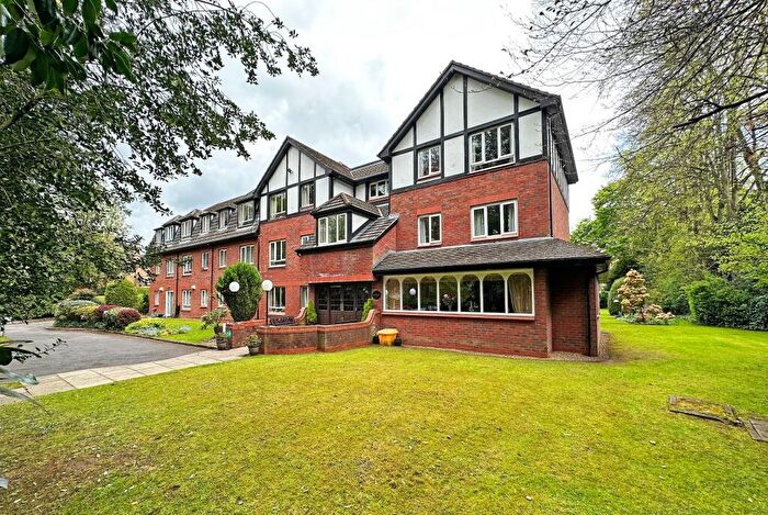 1 Bedroom Retirement Property For Sale In Brooklands Road, Sale, M33