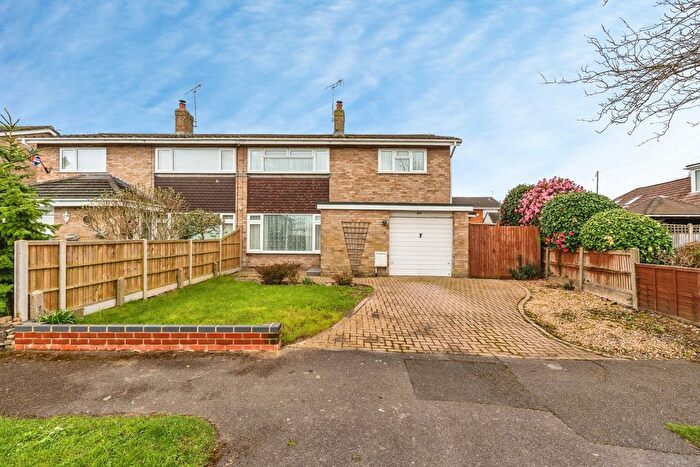 3 Bedroom Semi Detached House For Sale In Hamtun Crescent, Totton, Southampton, Hampshire, SO40