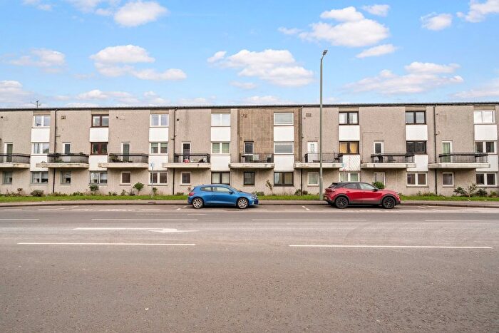 2 Bedroom Flat For Sale In Carron Road, Falkirk, FK2