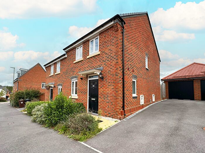 3 Bedroom Semi-Detached House To Rent In Marchment Close, Picket Piece, Andover, SP11