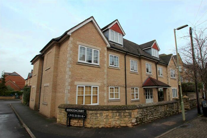 1 Bedroom House To Rent In Hodges Court, OX1