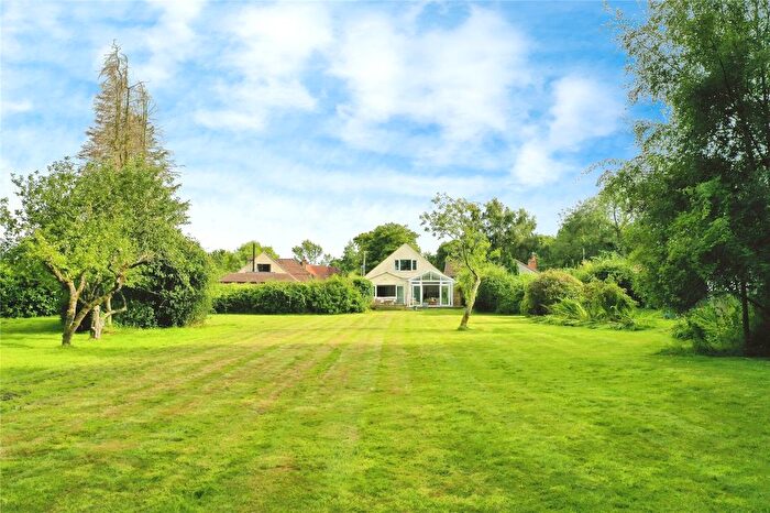 4 Bedroom Detached House For Sale In Picklepythe Lane, Beenham, Reading, Berkshire, RG7