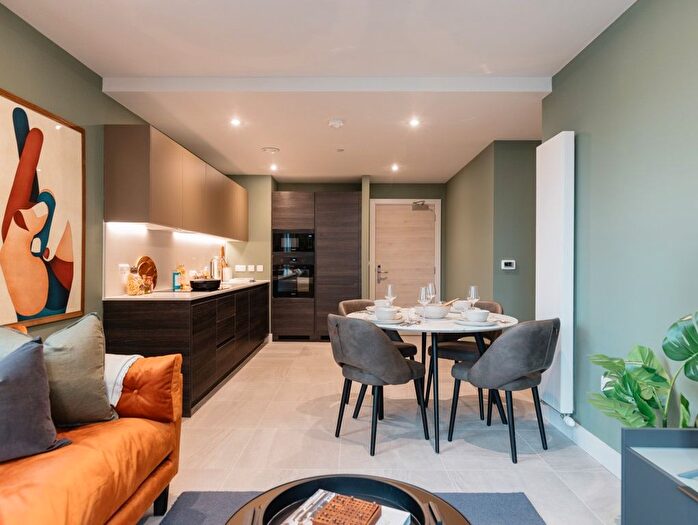 2 Bedroom Flat To Rent In New York, Quarry Hill, Leeds, LS2