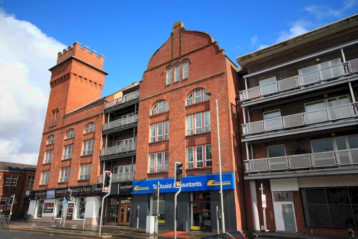 1 Bedroom Flat To Rent In West Street - Available Th July, G5