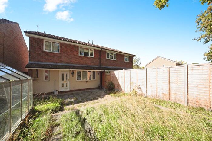 2 Bedroom End Of Terrace House For Sale In Longbrooke, Houghton Regis, Dunstable, LU5