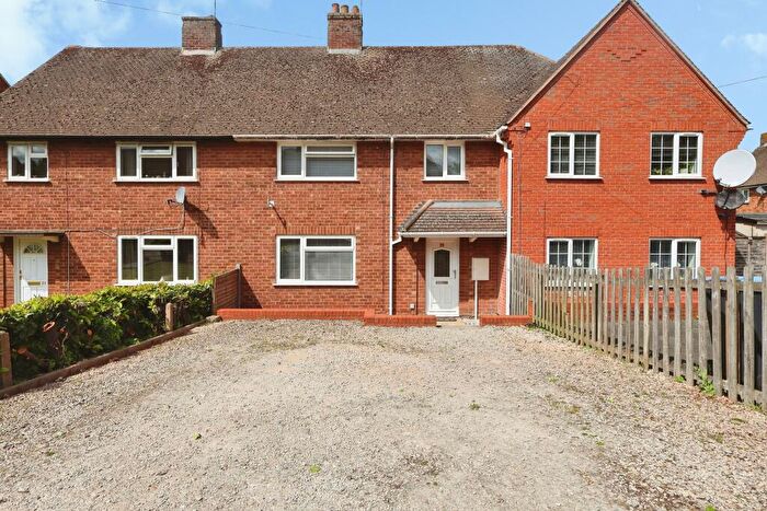3 Bedroom Terraced House To Rent In Maple Grove, Central, Stratford-upon-Avon, CV37