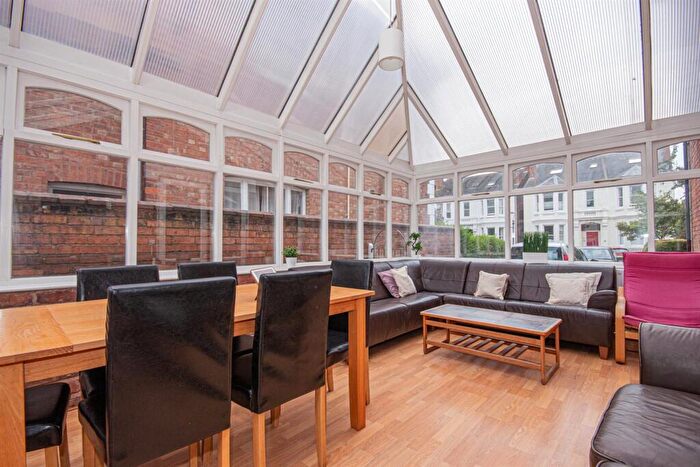 1 Bedroom Detached House To Rent In Russell Terrace, Leamington Spa, CV31