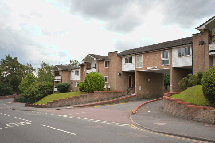 1 Bedroom Flat To Rent In Cedar Court, Epping, Essex, CM16