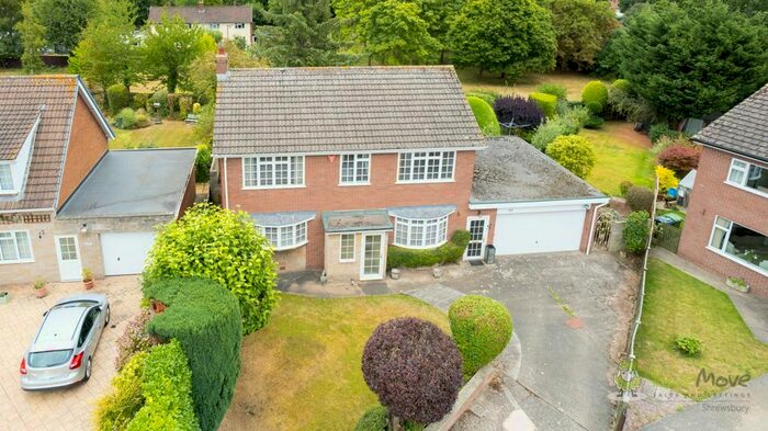 4 Bedroom Detached House For Sale In Larkhill Road, Shrewsbury, SY3