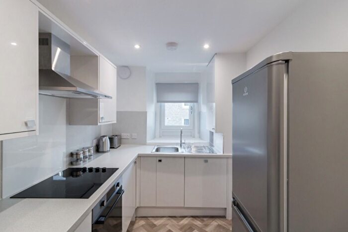 2 Bedroom Flat To Rent In Milnbank Road, West End, Dundee, DD1