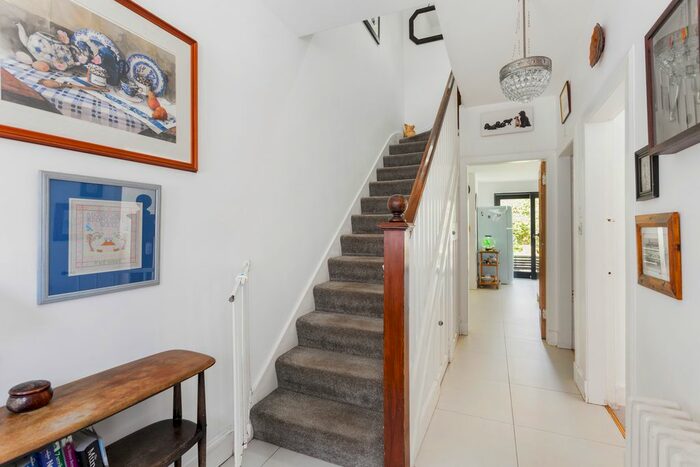3 Bedroom Terraced House For Sale In Darnell Road, Trinity, EH5