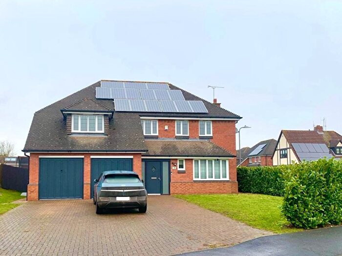 5 Bedroom Detached House For Sale In Maple Drive, Sudbrooke, Lincoln, LN2