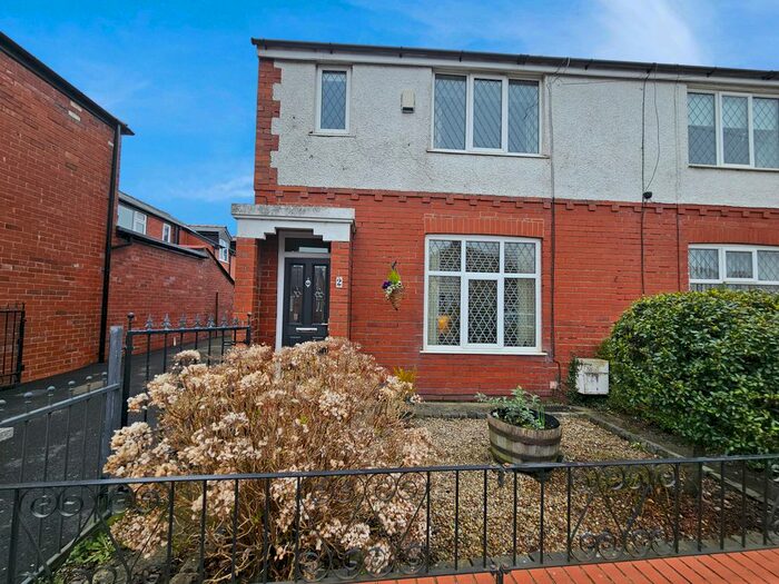 3 Bedroom End Of Terrace House To Rent In Nook Glade, Longridge, Lancashire, PR2