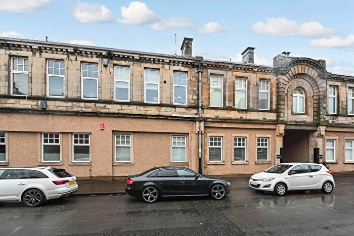 2 Bedroom Flat For Sale In Branning Court, Kirkcaldy, KY1
