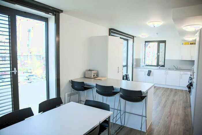 1 Bedroom Flat To Rent In Heavitree Road, Exeter, EX1