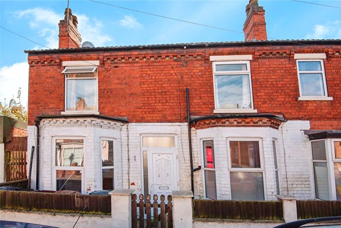 3 Bedroom End Of Terrace House For Sale In Winn Street, Lincoln, Lincolnshire, LN2