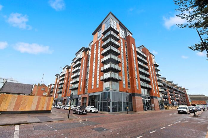 2 Bedroom Flat For Sale In Dunlop Street, Glasgow, G1