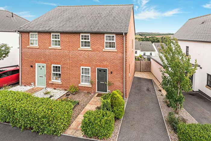 2 Bedroom Semi Detached House For Sale In Tarka Way, Crediton, EX17