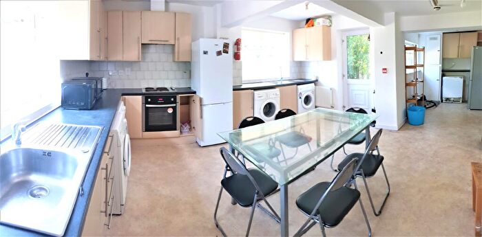9 Bedroom Detached House To Rent In Parsonage Road, Manchester, M20